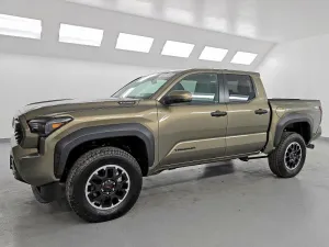 2025 TOYOTA TACOMA
