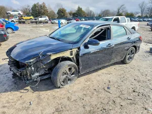 2022 HYUNDAI ELANTRA