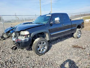 2005 GMC SIERRA