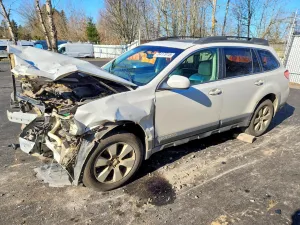 2010 SUBARU OUTBACK