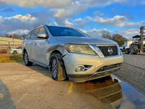 2016 NISSAN PATHFINDER