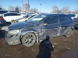 2011 VOLKSWAGEN GOLF