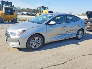 2020 HYUNDAI ELANTRA