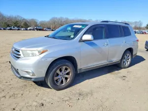 2012 TOYOTA HIGHLANDER