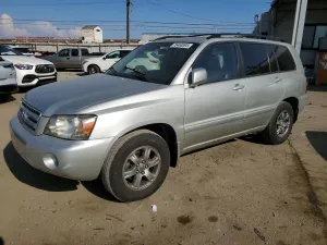 2005 TOYOTA HIGHLANDER
