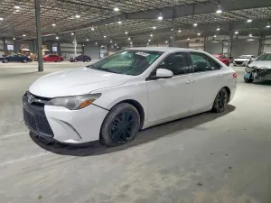2017 TOYOTA CAMRY