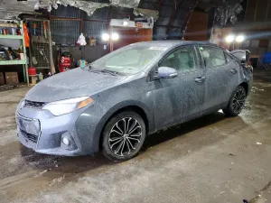 2015 TOYOTA COROLLA