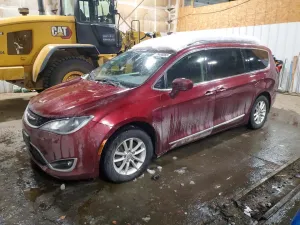 2019 CHRYSLER PACIFICA