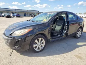 2011 MAZDA 3