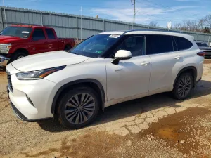2021 TOYOTA HIGHLANDER