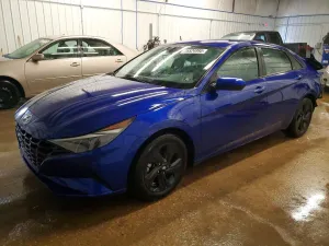 2022 HYUNDAI ELANTRA