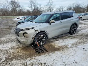 2022 MITSUBISHI OUTLANDER