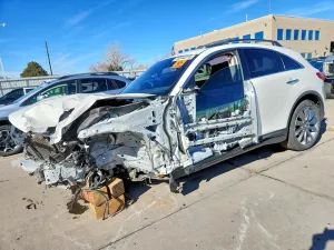 2013 INFINITI FX37