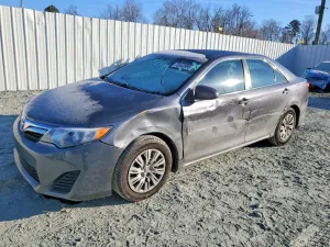 2014 TOYOTA CAMRY