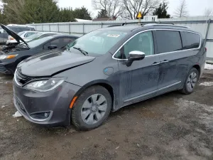 2018 CHRYSLER PACIFICA