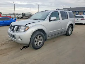 2011 NISSAN PATHFINDER