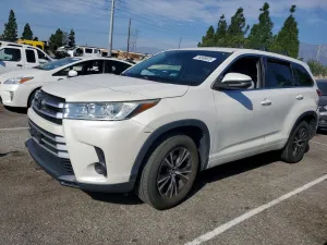 2018 TOYOTA HIGHLANDER