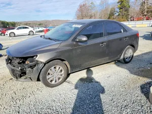 2010 KIA FORTE
