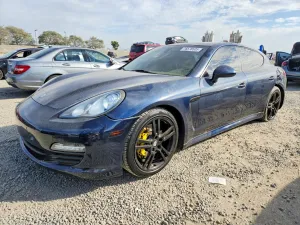 2011 PORSCHE PANAMERA