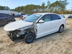 2013 VOLKSWAGEN JETTA