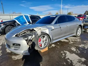 2010 PORSCHE PANAMERA