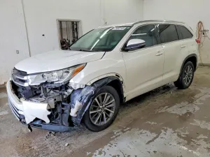 2017 TOYOTA HIGHLANDER