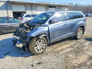 2015 TOYOTA HIGHLANDER