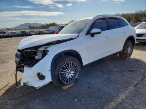 2026 MERCEDES-BENZ GLC