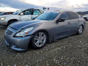 2013 INFINITY G37