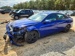 2022 HYUNDAI ELANTRA