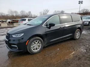 2025 CHRYSLER PACIFICA S