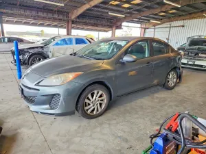 2012 MAZDA 3