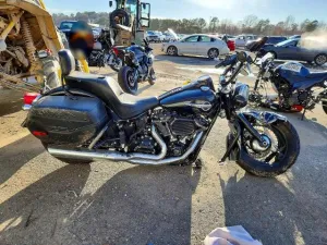 2020 HARLEY DAVIDSON FLHCS