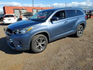 2017 TOYOTA HIGHLANDER