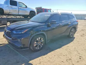 2022 TOYOTA HIGHLANDER