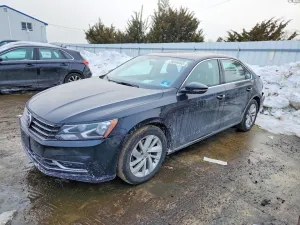 2018 VOLKSWAGEN PASSAT