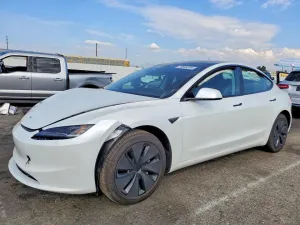 2025 TESLA MODEL 3