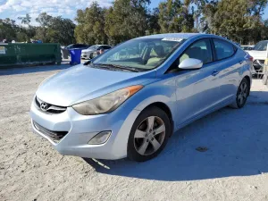 2012 HYUNDAI ELANTRA