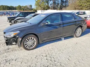 2013 TOYOTA AVALON
