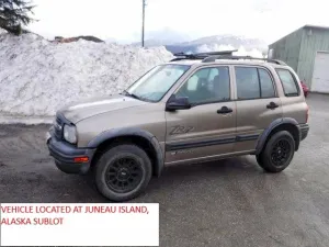 2002 CHEVROLET TRACKER