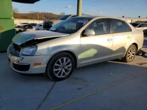 2010 VOLKSWAGEN JETTA