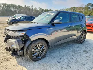 2021 KIA SOUL