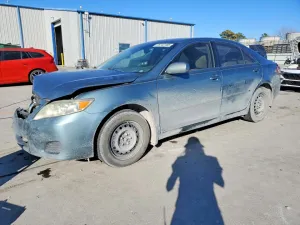 2010 TOYOTA CAMRY