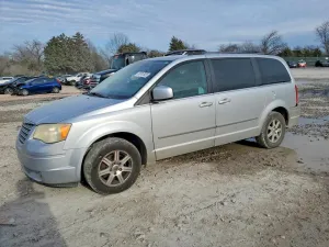 2010 CHRYSLER MINIVAN