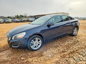 2013 VOLVO S60