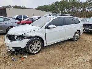 2016 VOLKSWAGEN GOLF