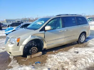 2010 CHRYSLER MINIVAN