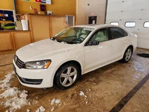 2012 VOLKSWAGEN PASSAT