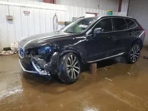 2023 VOLVO XC60 ULTIM
