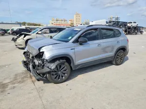 2024 VOLKSWAGEN TAOS